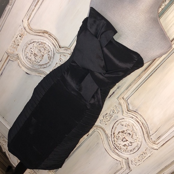 Daisy NWT Gorgeous Black Artistic Front Bodice Tie Strapless Occasions Dress - Picture 3 of 10